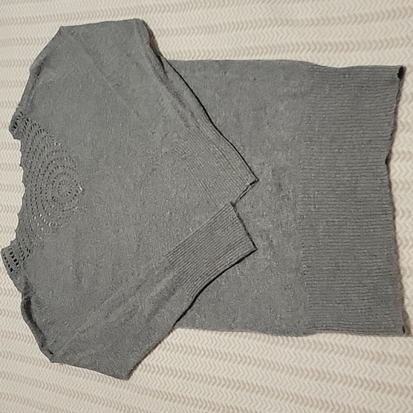 Bcbgmaxazria Angora Sweather US M - Picture 3 of 7